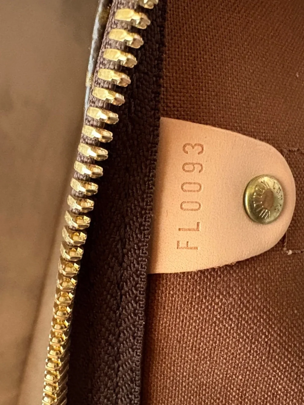 Louis Vuitton Duffle - Picture 3 of 5